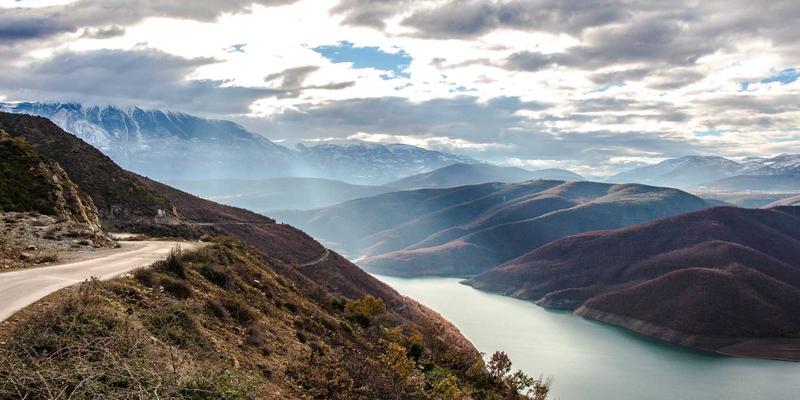 多功能组合式面包柜：重新定义现代烘焙设备的展示与销售效率