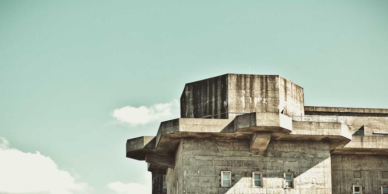 面包柜制冷系统深度对比：直冷式与风冷式对面包保鲜的实际影响