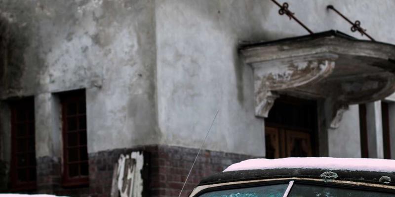 面包柜清洁消毒标准流程：食品接触面与非接触面的卫生管理规范